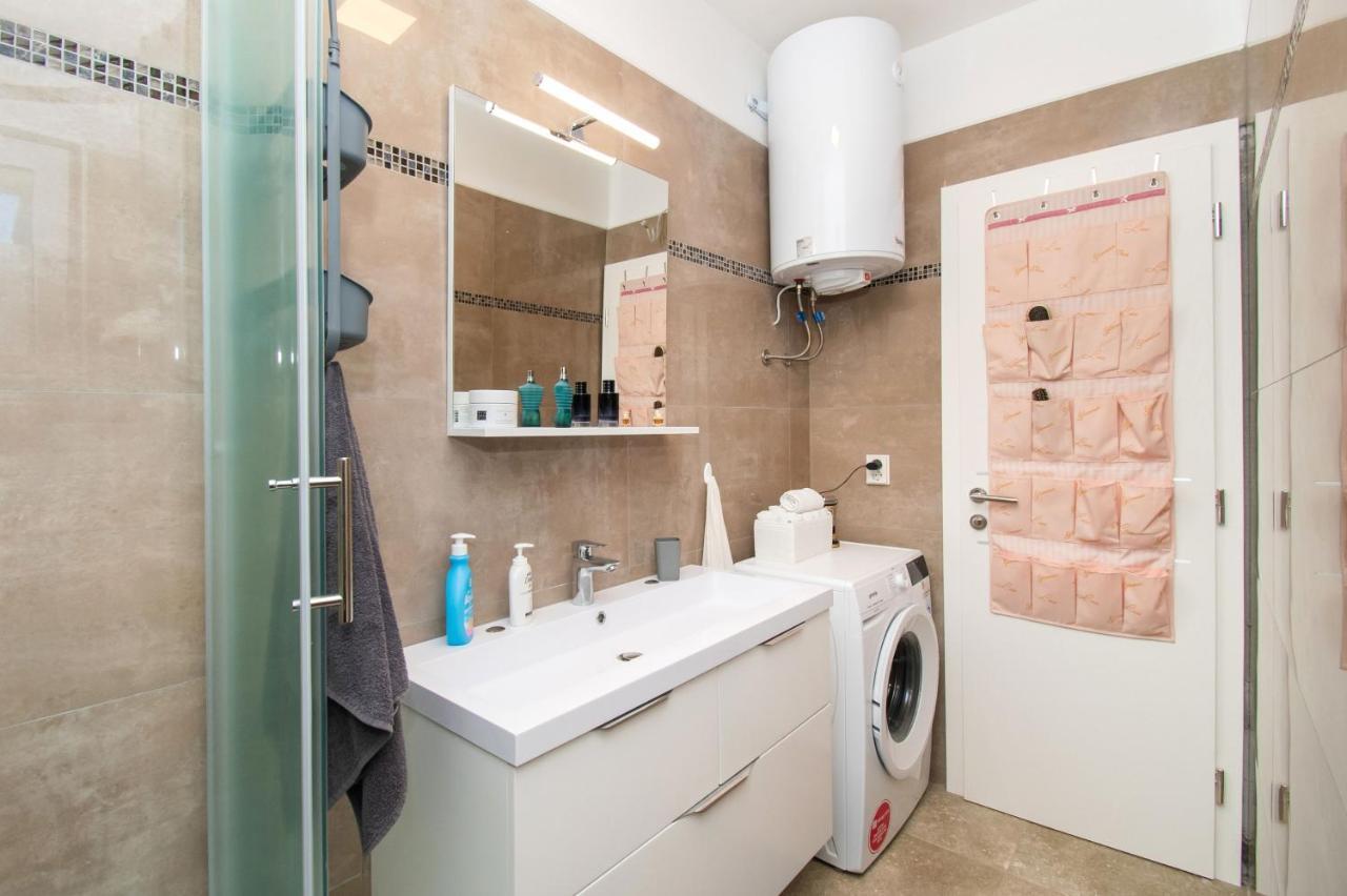 Apartman Benmi Vodice Esterno foto